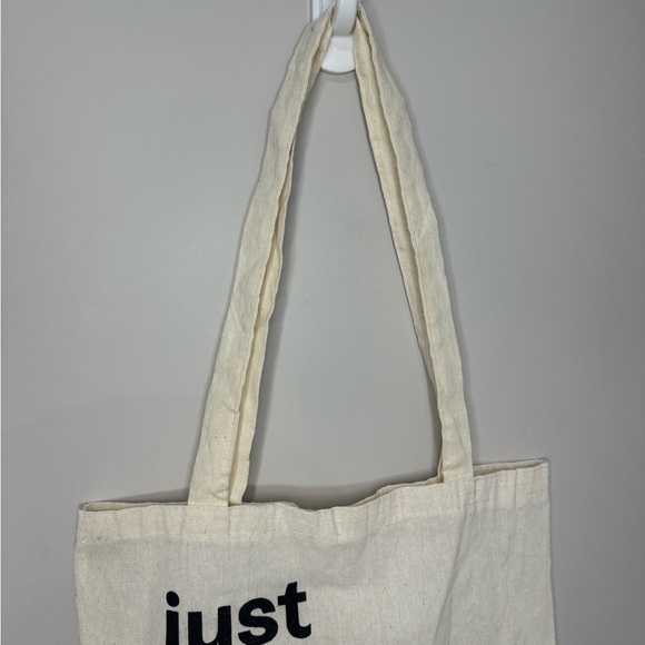 Just some sh*t to carry graphic fun tote bag - Picture 3 of 6